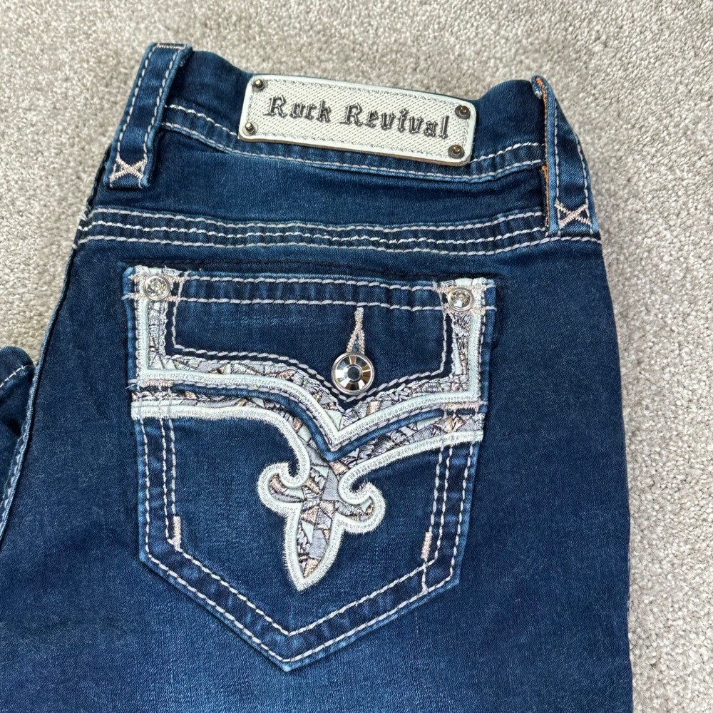 Rock Revival Womens 29 Betty Crop Jeans Capri Embroidered Fleur De Lis Y2K Boho